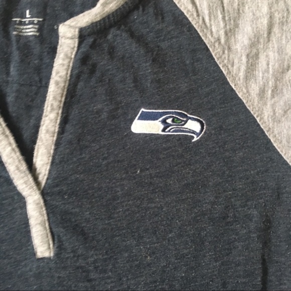 Gray Seattle Seahawks Tee T-shirt size large - Picture 3 of 6